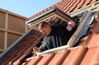 Pose de fenêtres de toit Velux à Gorron